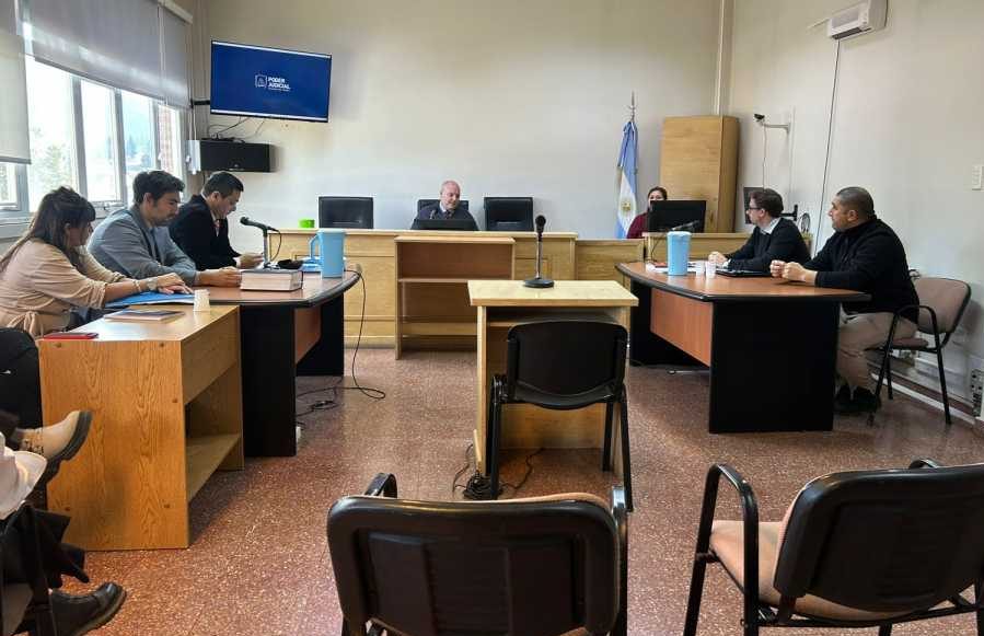 Juicio contra un policía por la detención y agresión a un adolescente