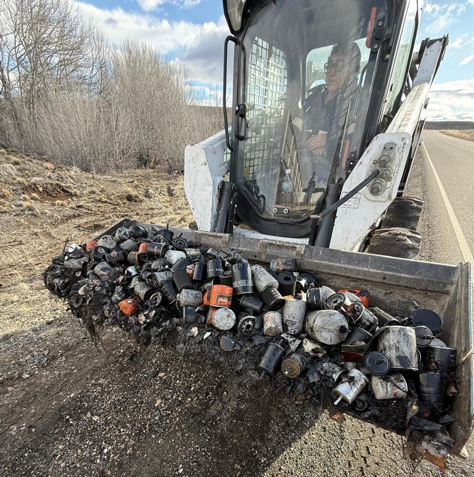 Provincia retiró residuos peligrosos arrojados a la vera de la Ruta 12 y reforzó los controles ambientales