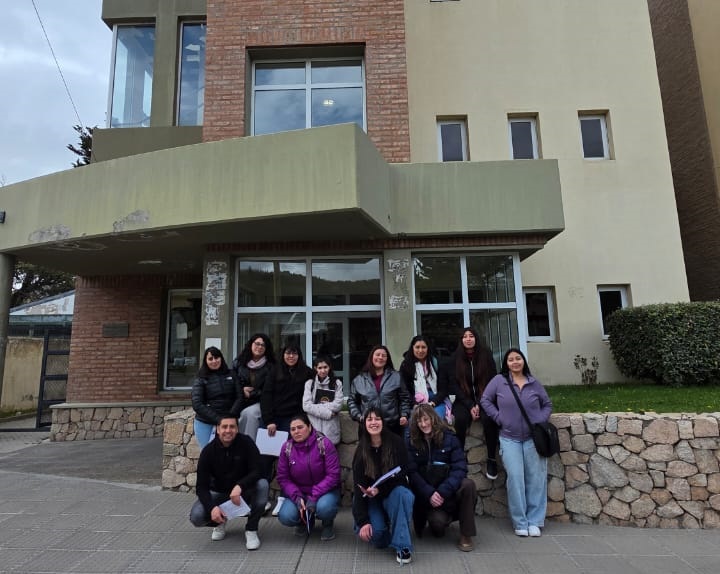 Estudiantes terciarios de Tecka vivieron la experiencia de Fiscalía Abierta